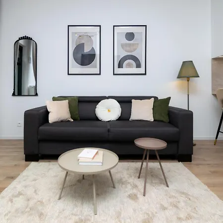 Nook L Goldenbauer Bratislava